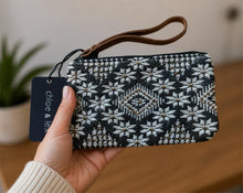 Load image into Gallery viewer, Denim Flower Pouch