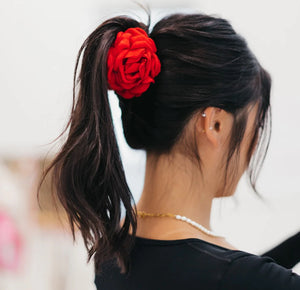 Blooming Rose Claw Clip
