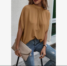 Load image into Gallery viewer, Cindy Cape Short Sleeve Top