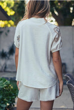 Load image into Gallery viewer, Linen Tassel Top