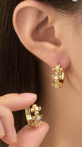 Gold Sparkle Huggie Earring