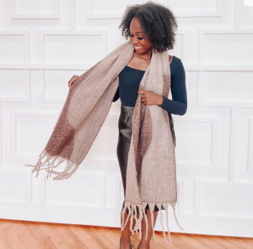 Wavy Elegance Scarf