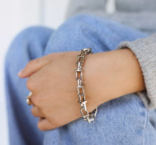 Load image into Gallery viewer, Tiana Link Silver Bracelet