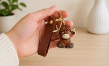 Load image into Gallery viewer, Highland Cow Keychain
