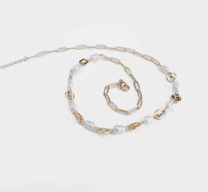 Perla Pearl & Oval Chain Link Necklace