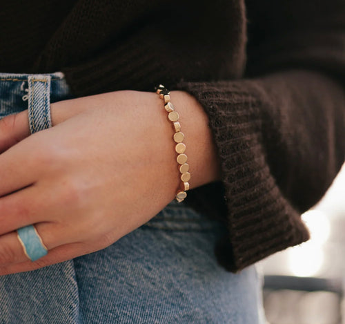 Cultured Coin Gold Stretch Bracelet