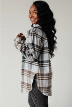 Load image into Gallery viewer, Aria Flannel