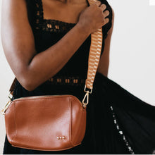 Load image into Gallery viewer, Cassie Crossbody Bag