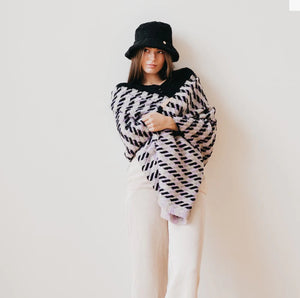 Cold Morning Houndstooth Scarf