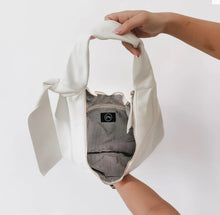 Load image into Gallery viewer, Bobbie Bow Hobo Bag