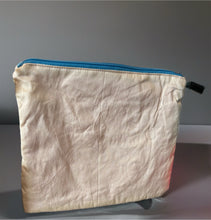 Load image into Gallery viewer, Springtime Crossbody