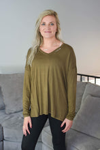 Load image into Gallery viewer, Cut Out Edge - Olive