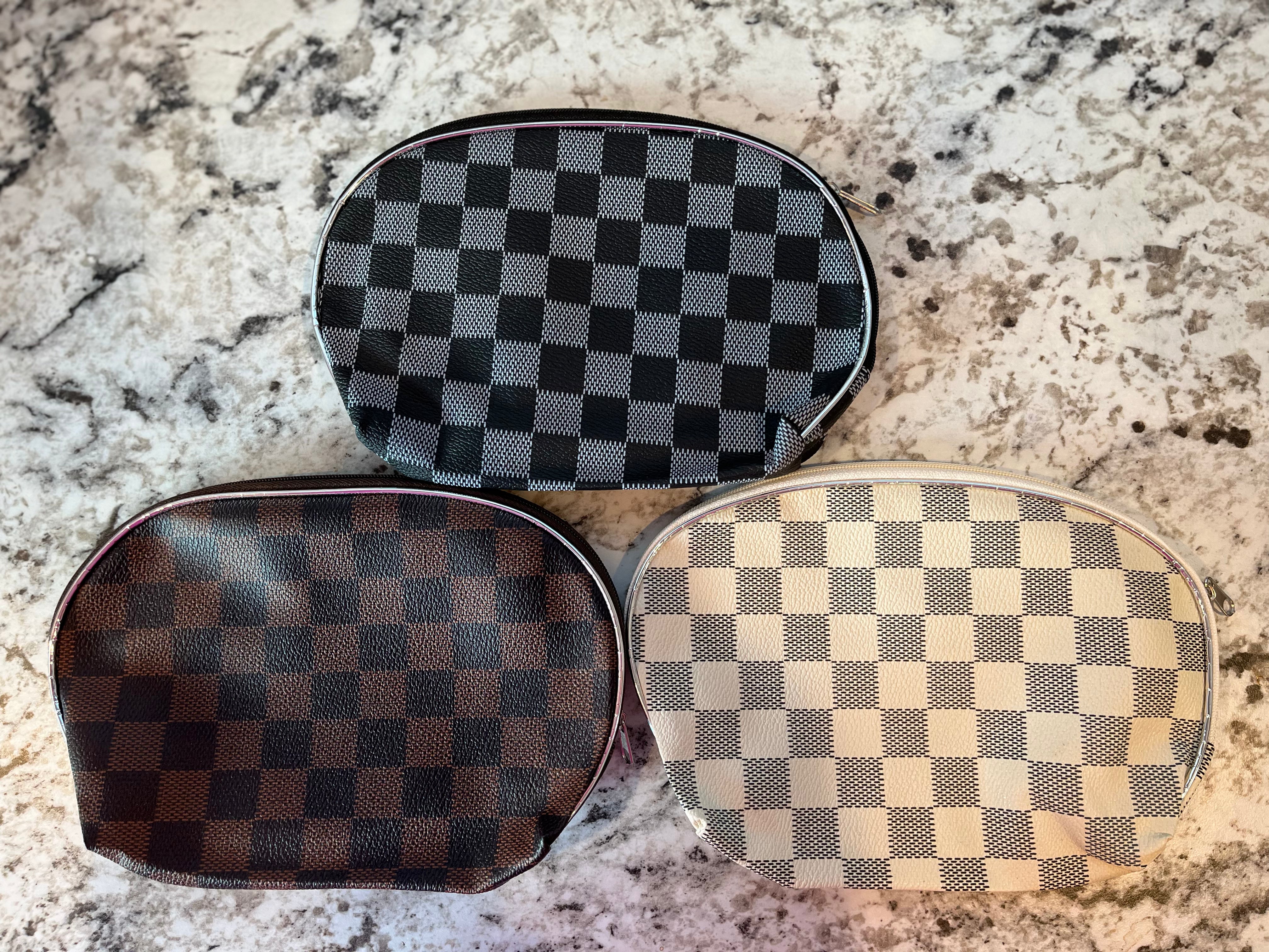 Louis vuitton beauty bag hotsell