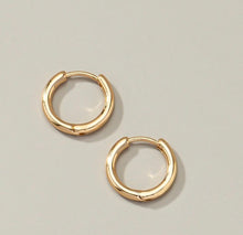 Load image into Gallery viewer, Tiny Hoop Earrings