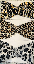 Load image into Gallery viewer, Leopard Velour Headband