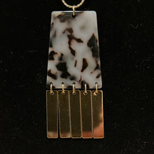 Load image into Gallery viewer, Pink Marble Long Gold Necklace
