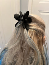 Load image into Gallery viewer, Flower 3” Hair Clips
