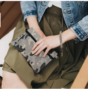 Canvas Print Wristlet Clutch