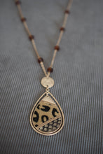 Load image into Gallery viewer, Leopard Diva Necklace- Gold